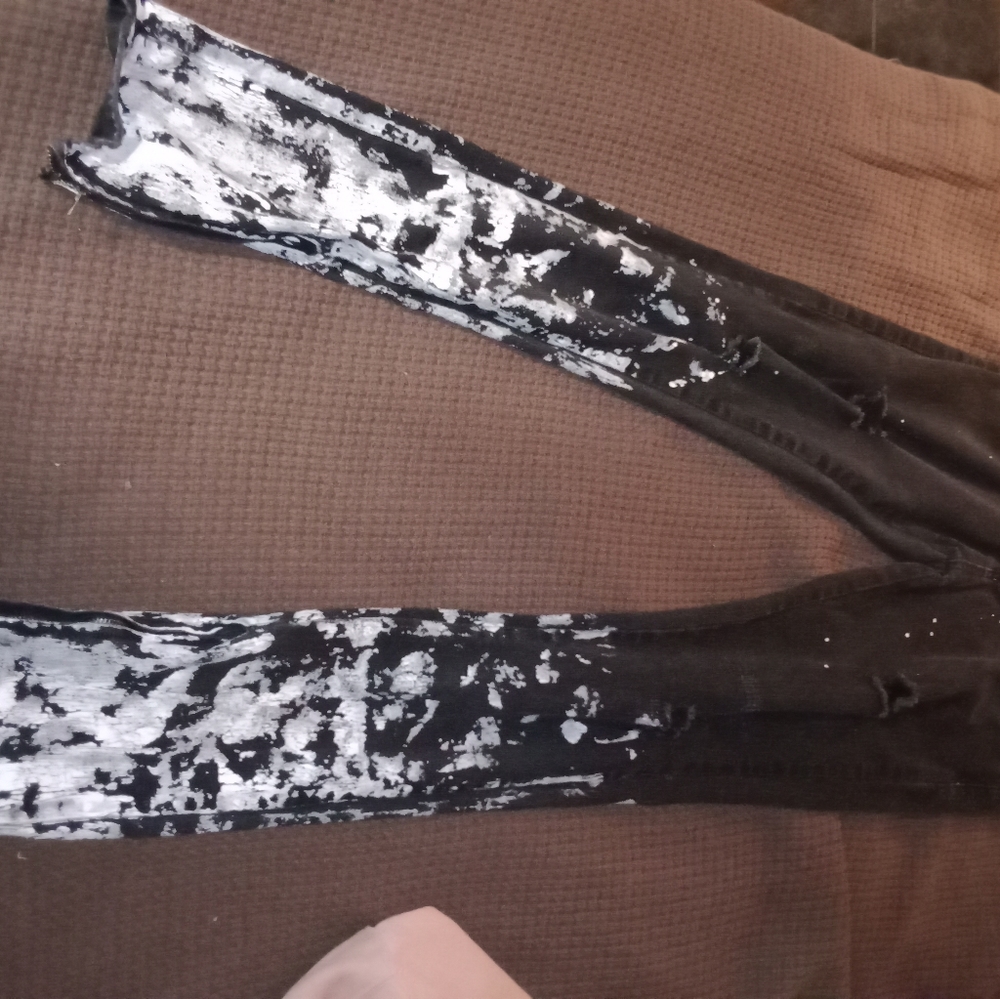 Young n Reckless pants